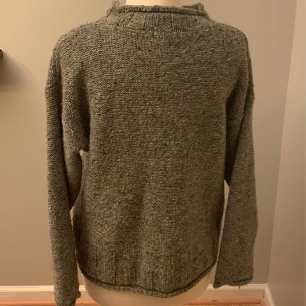 Sweater - Picture 2 of 4